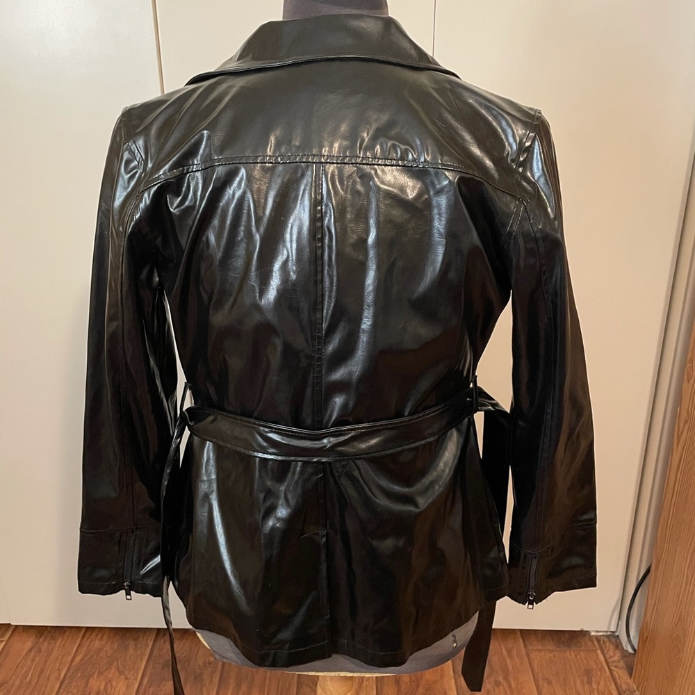 Black Outer Edge Jacket Size Medium - image 6